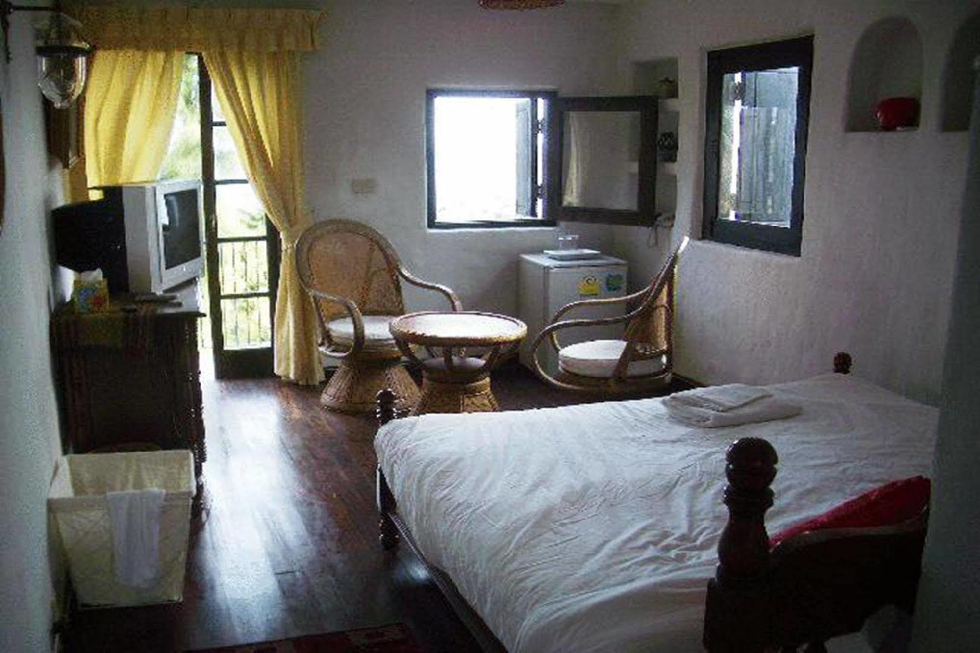Momchailai Pattaya Retreat Buitenkant foto